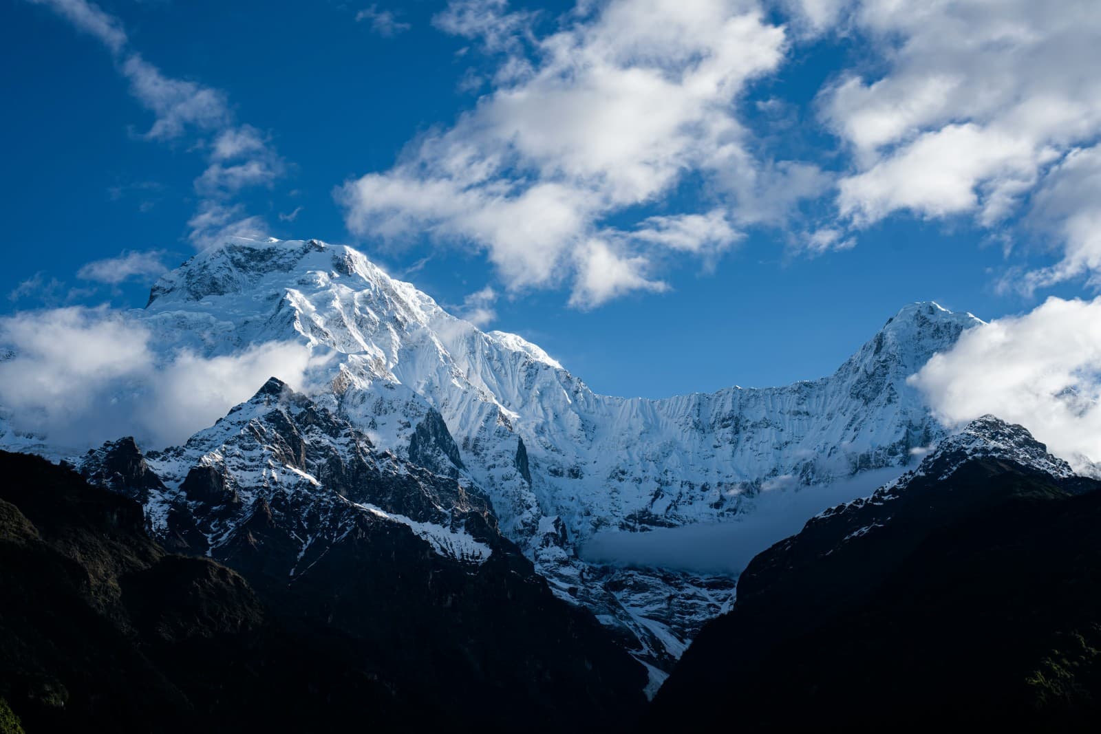 Annapurna Sanctuary Trek: Majestic Mountain Views