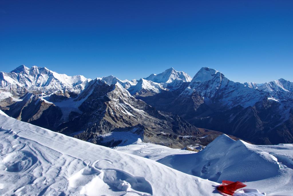 Mera Peak Trek: Beautiful Mountain View with Clear Skies