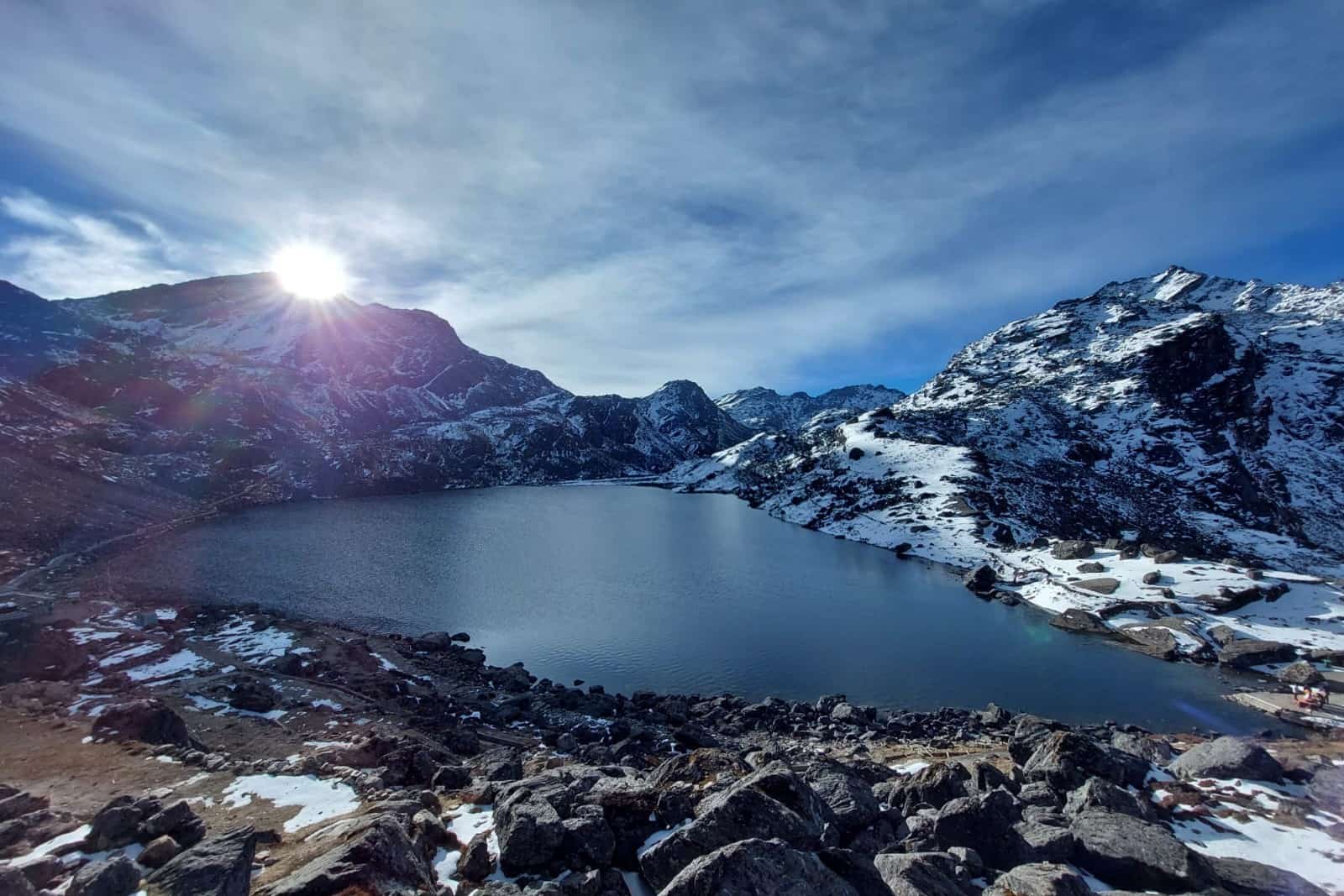 Gosaikunda Lake: Clear Blue Waters with Mountain Views